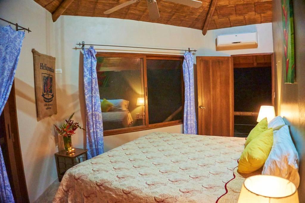 Manoas Bed and Breakfast Uvita Εξωτερικό φωτογραφία