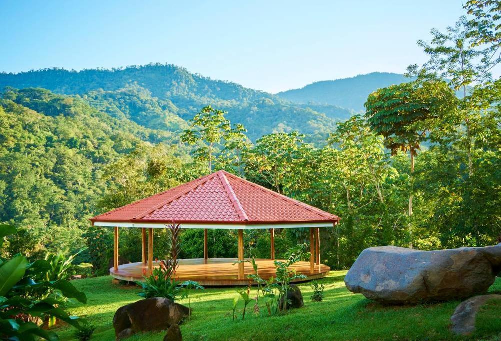 Manoas Bed and Breakfast Uvita Εξωτερικό φωτογραφία