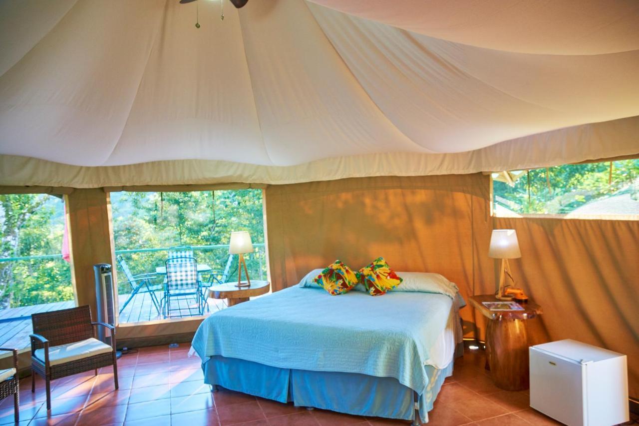 Manoas Bed and Breakfast Uvita Εξωτερικό φωτογραφία