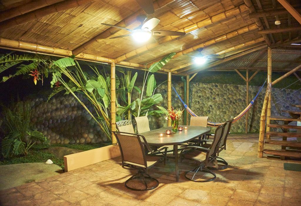 Manoas Bed and Breakfast Uvita Δωμάτιο φωτογραφία